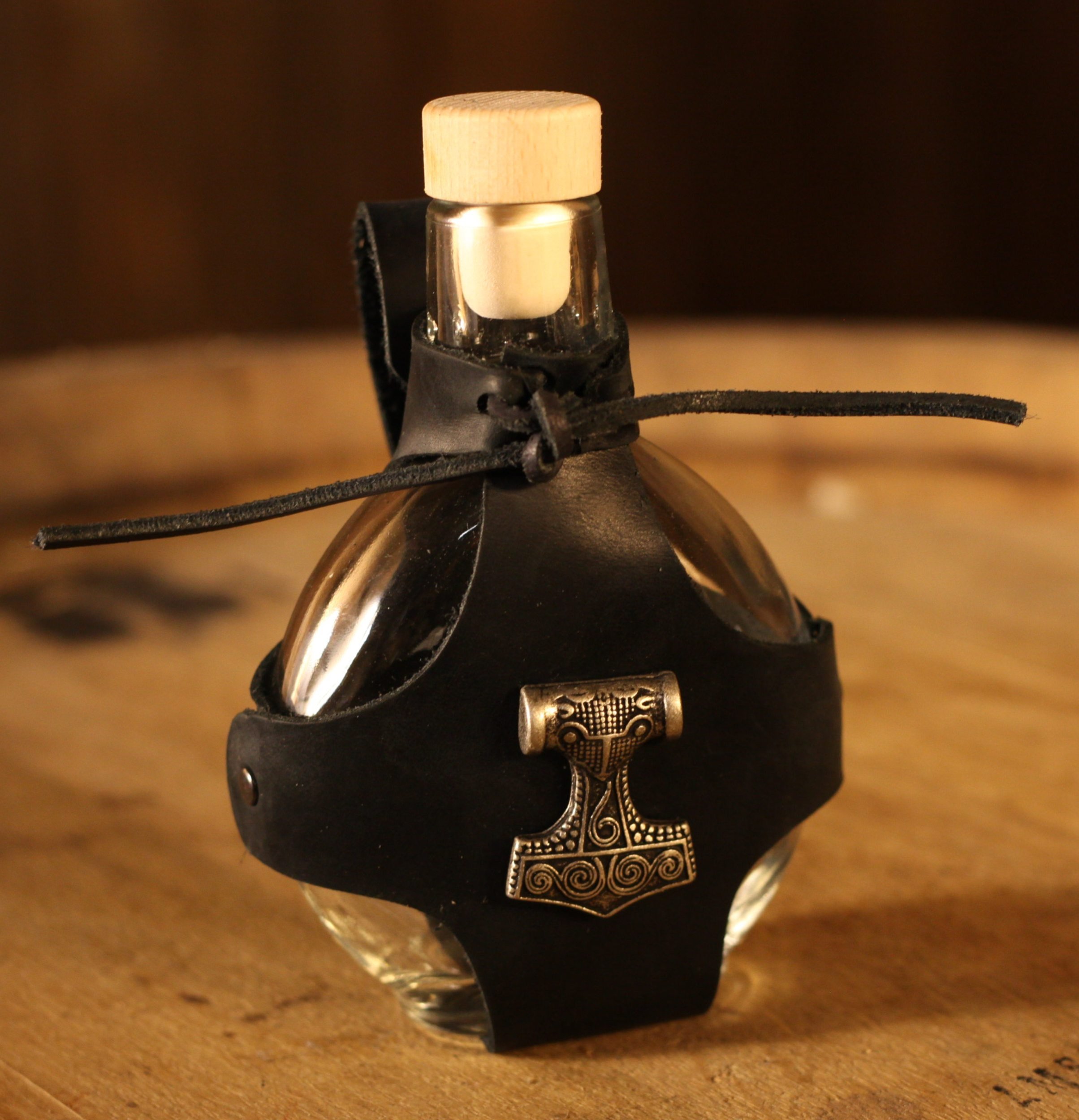 Flachmann mit Halter, 200ml, Hammer von Thor