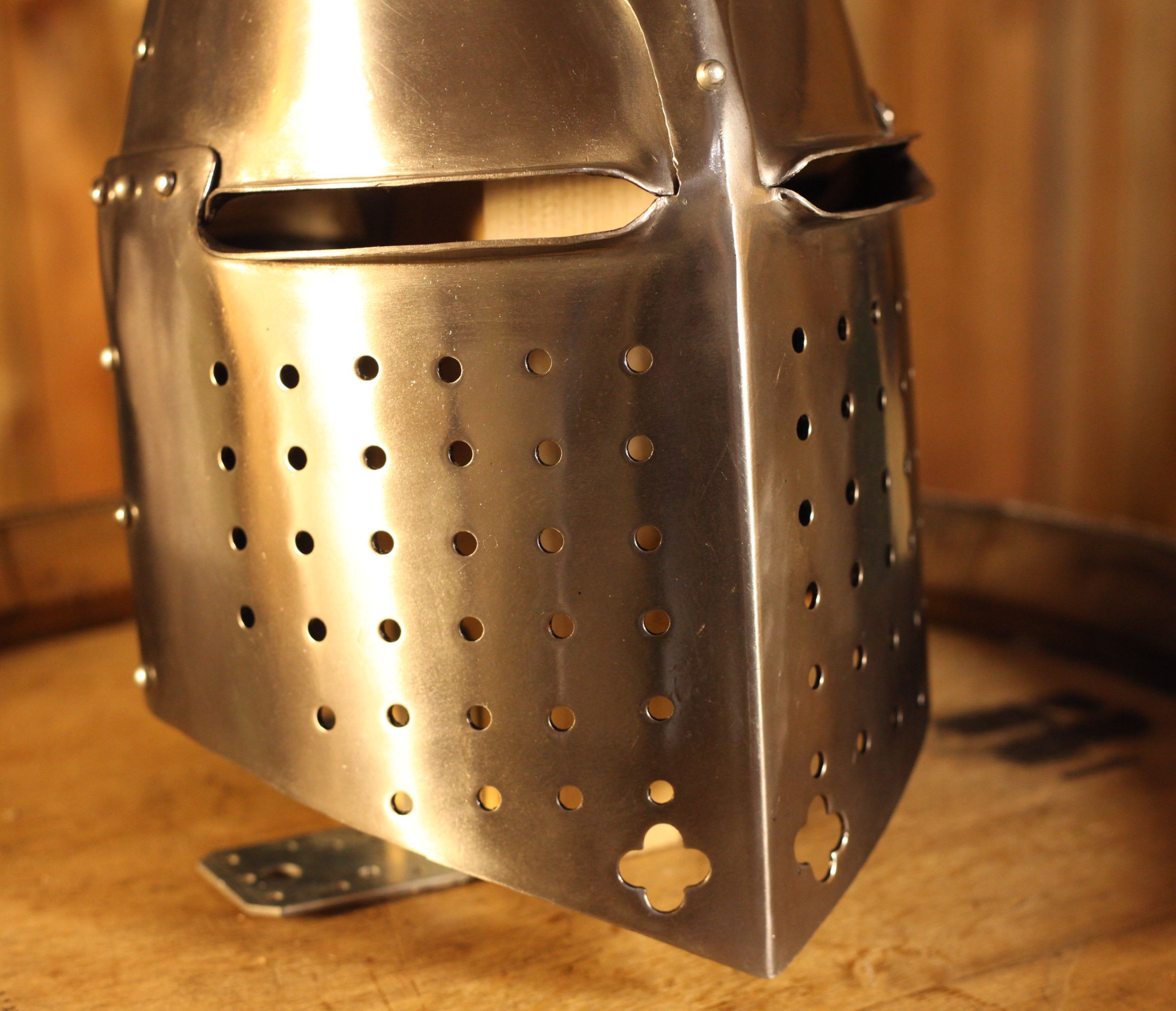 Mittelalterlicher Helm mit Visier, 1,6mm