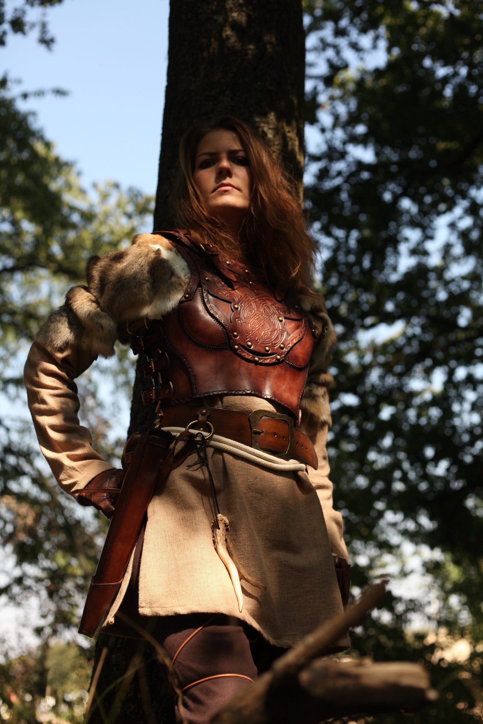 LARP Lederrüstung Clanführerin