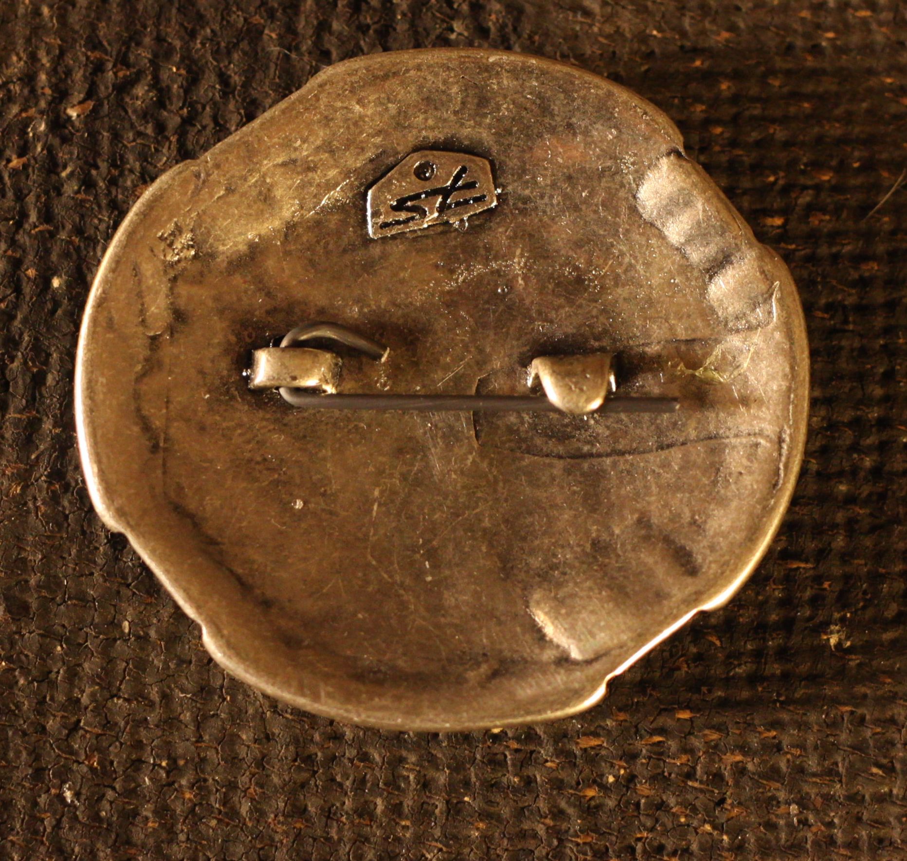 Große Fibel/Brosche Keltenkreuz