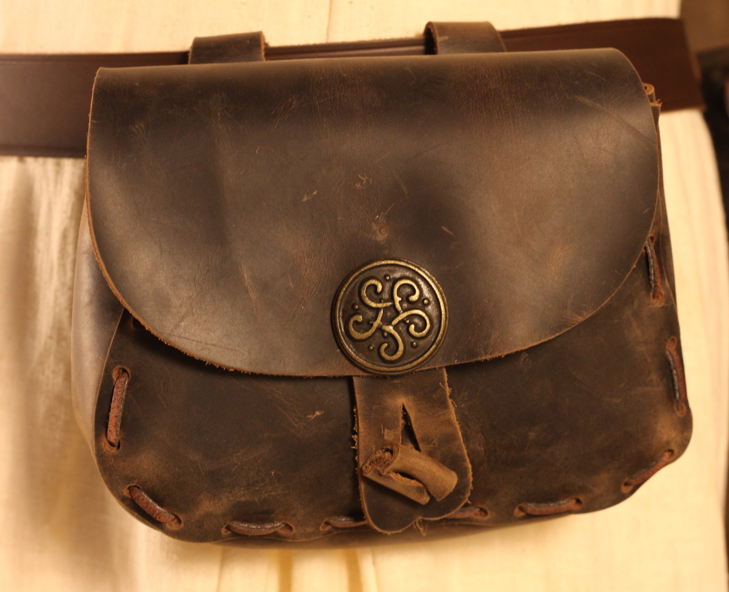 Mittelalterliche Tasche Keltenknoten braun