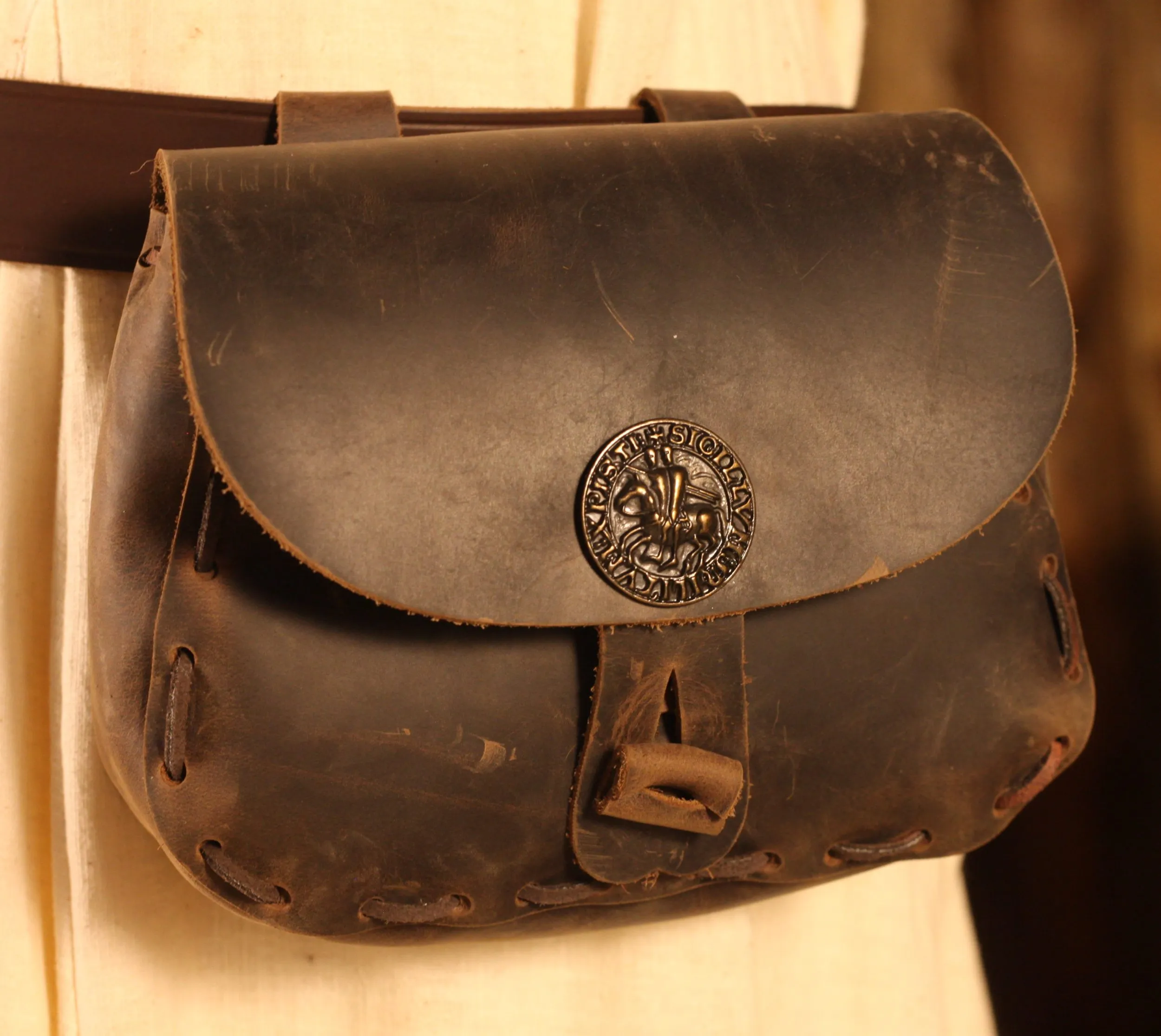 Braune mittelalterliche Tasche Siegel der Templer
