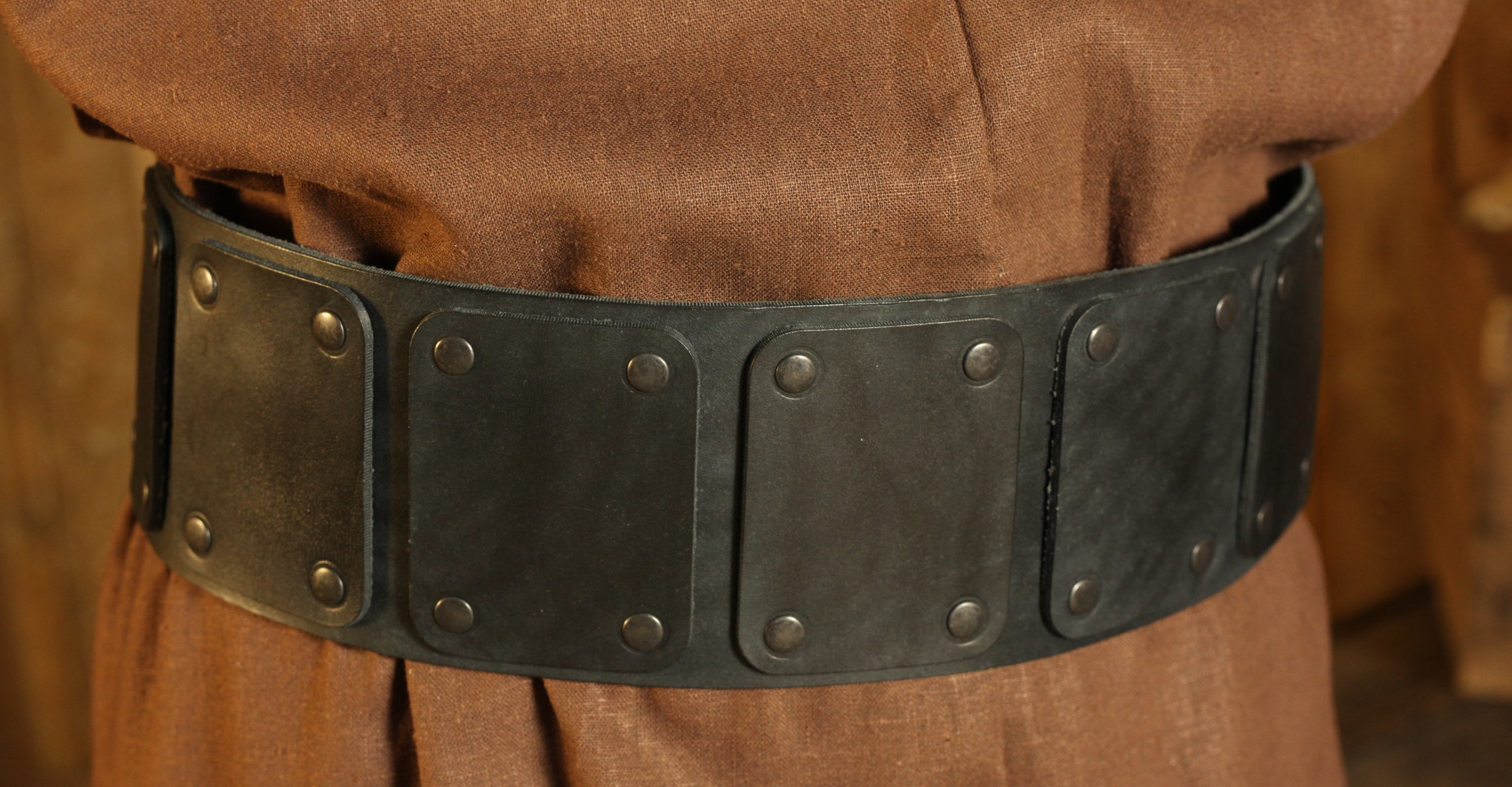 Breitgürtel aus Leder, 10cm, mit Ringen