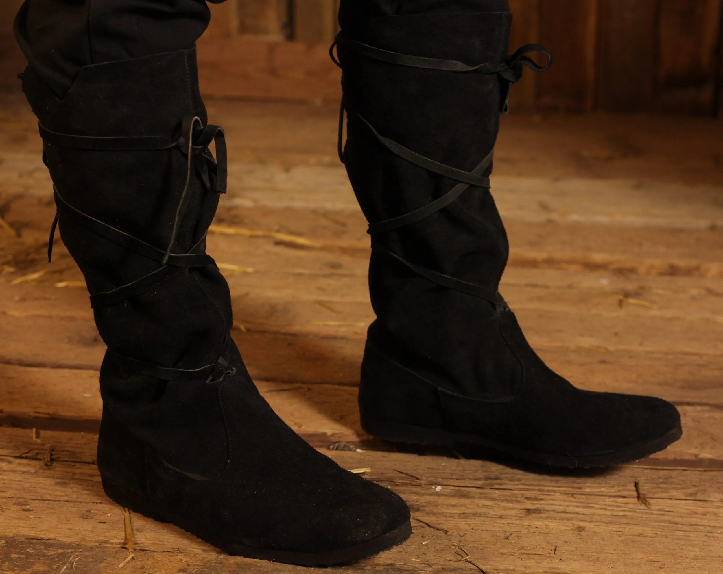 Mittelalterstiefel aus Wildleder Schwarz
