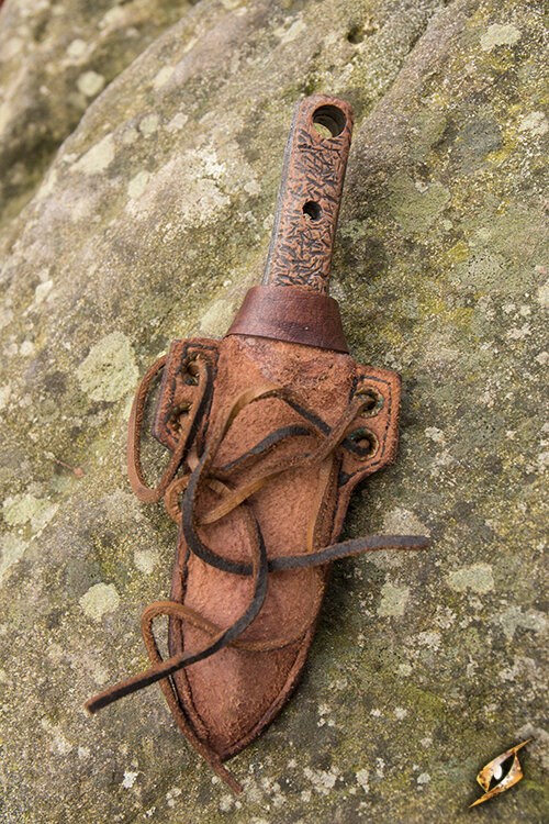 Wurfmesser mit Halterung braun