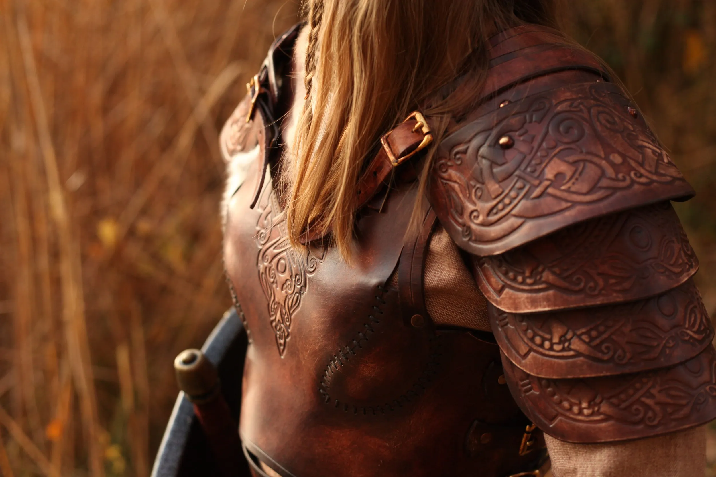 LARP Lederrüstung Schildmaid