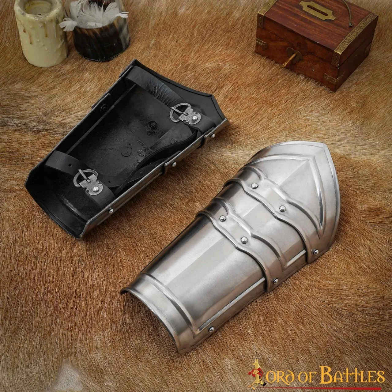 Mittelalterliche Fantasy Stahlarmschienen für LARP