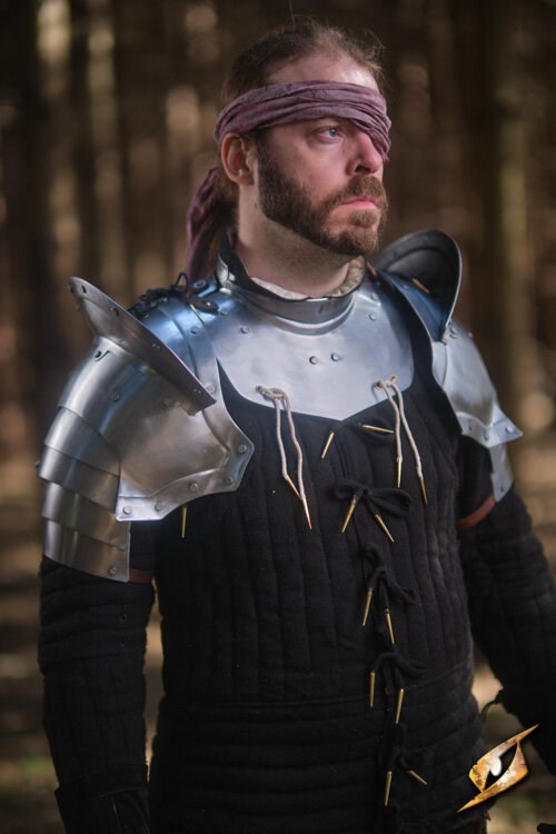 Schulterrüstung Hauptmann, Stahl