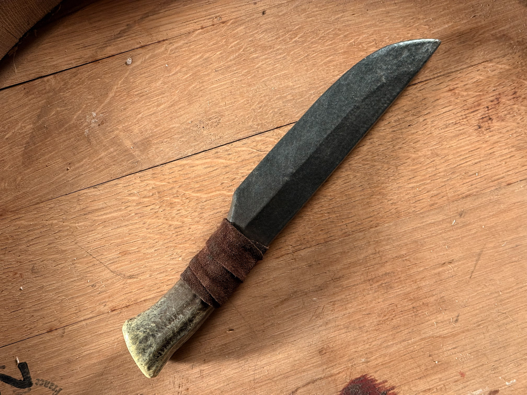 Regis Larp Messer mit Horngriff gerade, 30cm