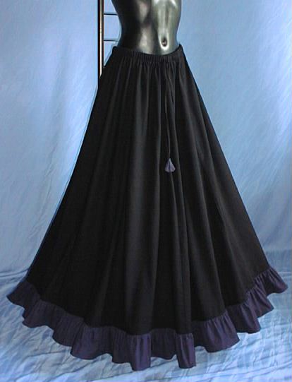 Mittelalterrock mit farbigem Saum