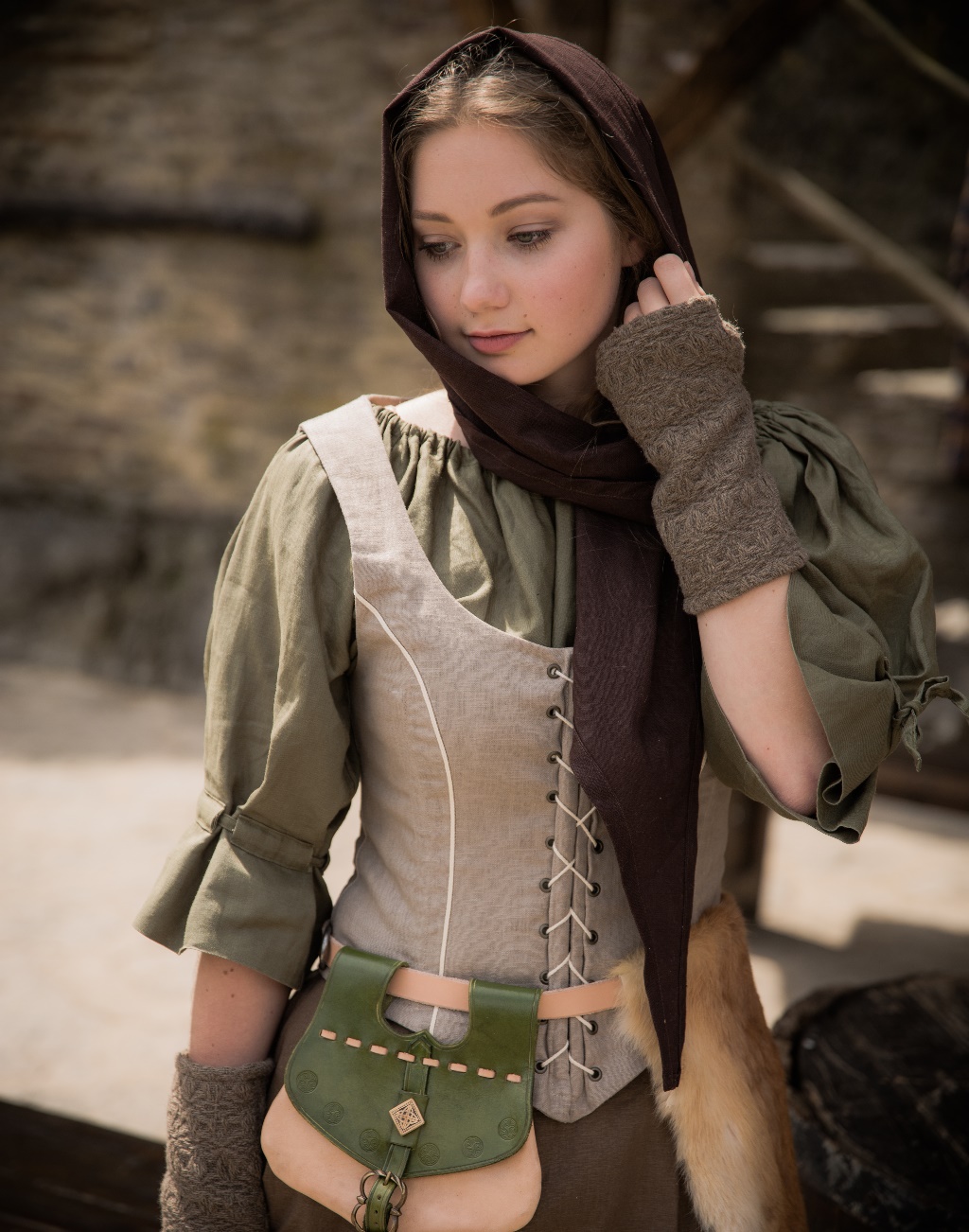 Mittelalterliche Bluse Olivgrün