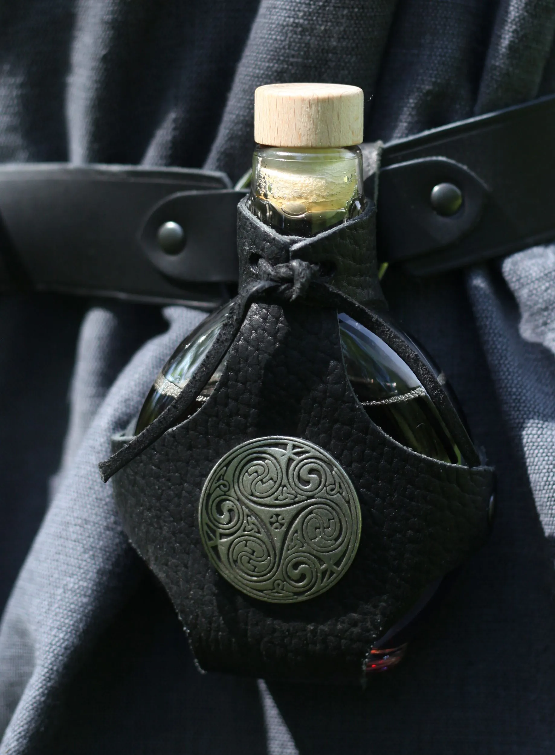 Feldflasche Flachmann mit Halter 0,2l