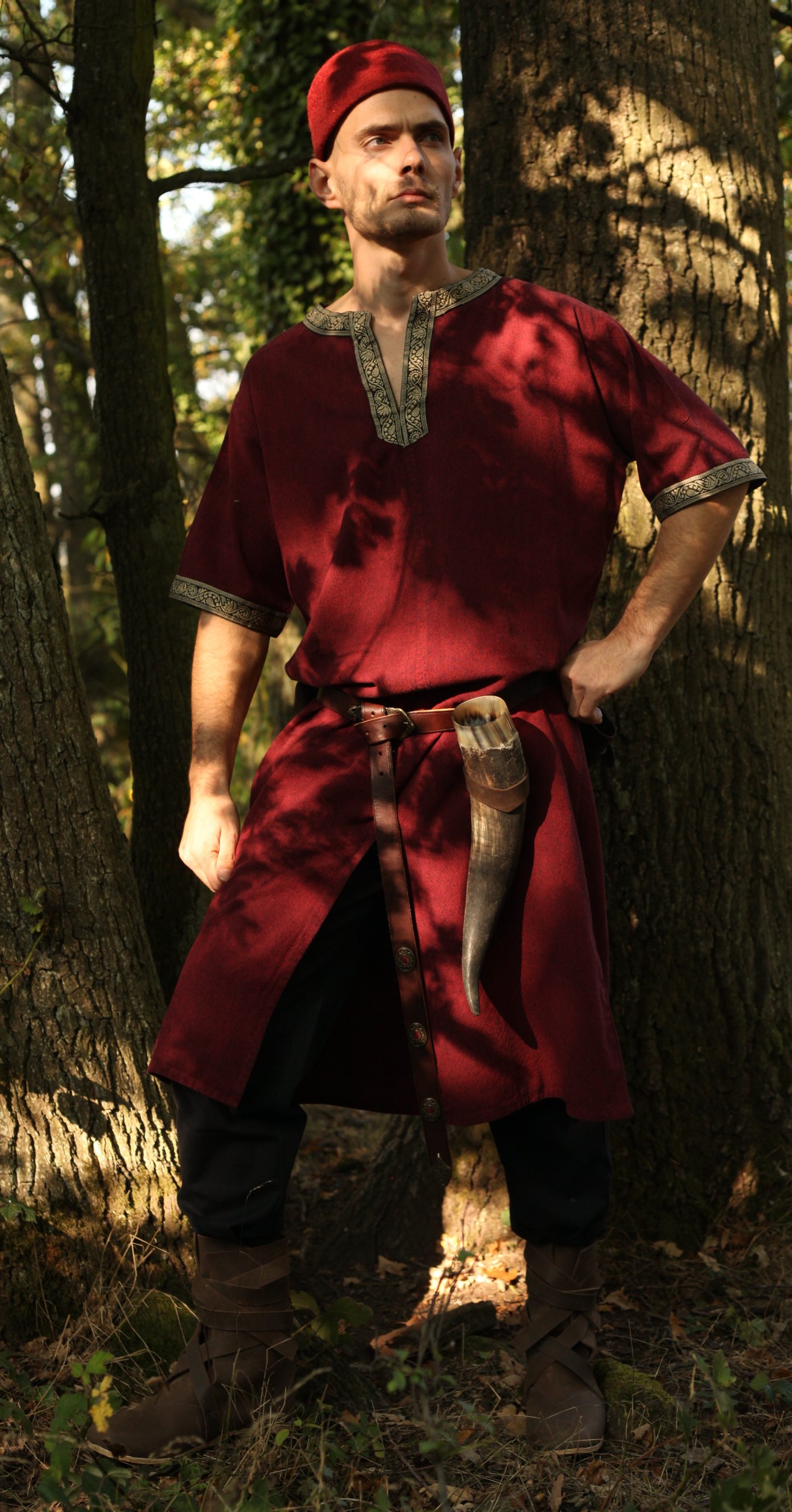 Kurzarm-Tunika mit Bordüre